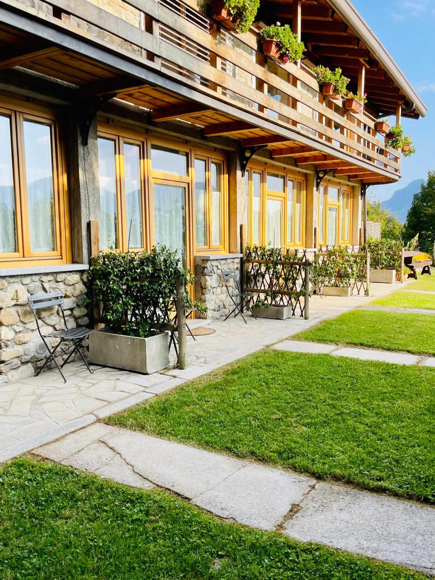 Agriturismo La Selvaggia Mandello del Lario Eksteriør bilde